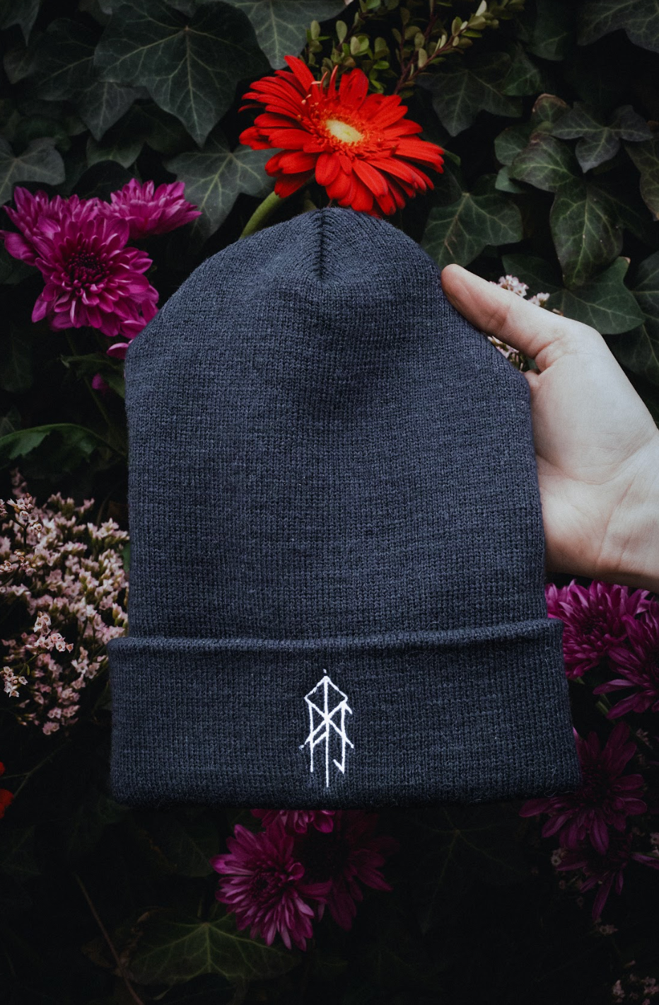 SOUNDR Sigil Black Beanie
